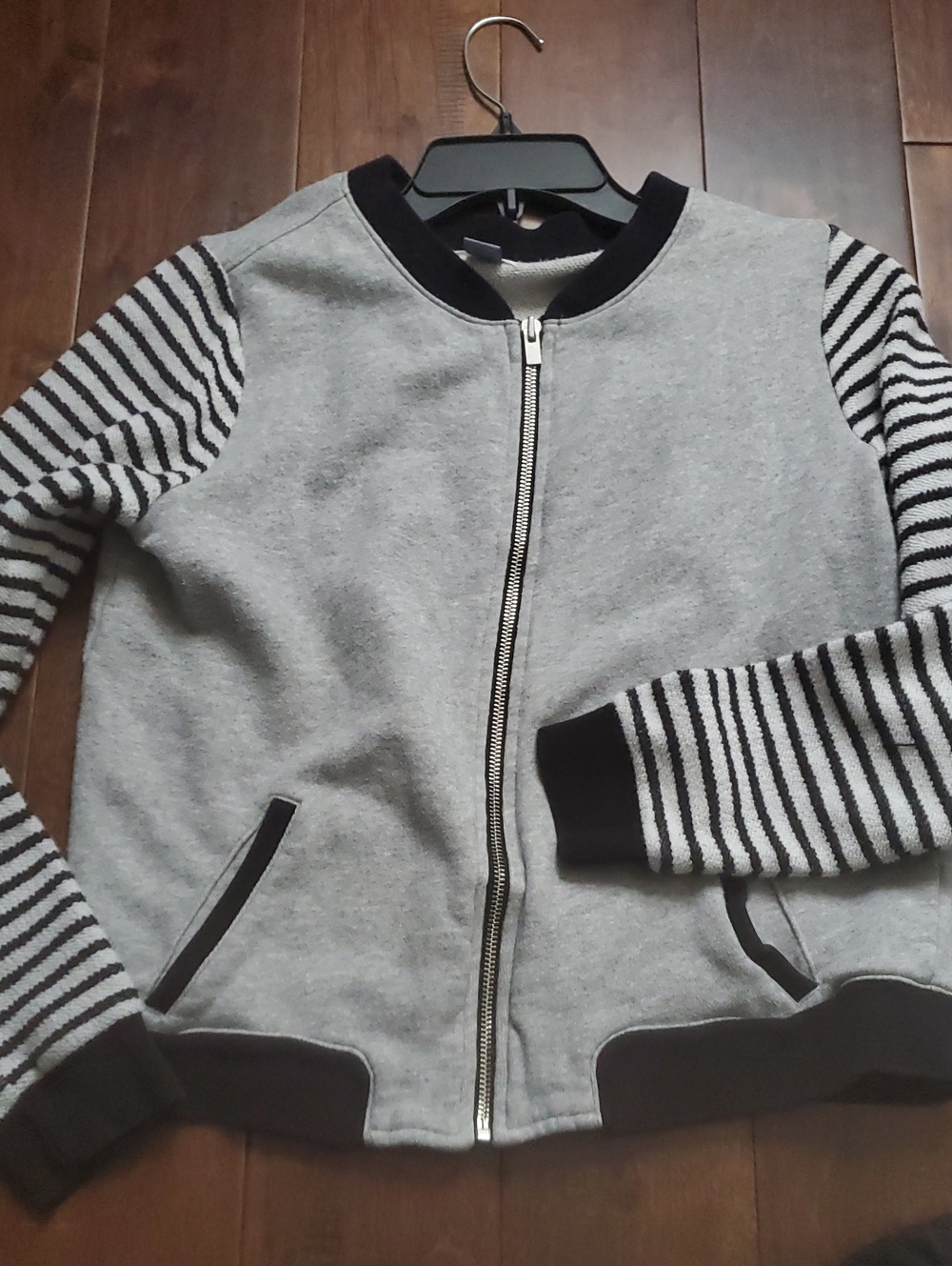 Old Navy Gray Bomber Jacket with Striped Sleeves Cotton Soft Size Small